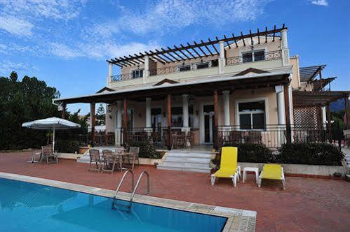Thinalos Aparthotel Acharavi  Exterior foto