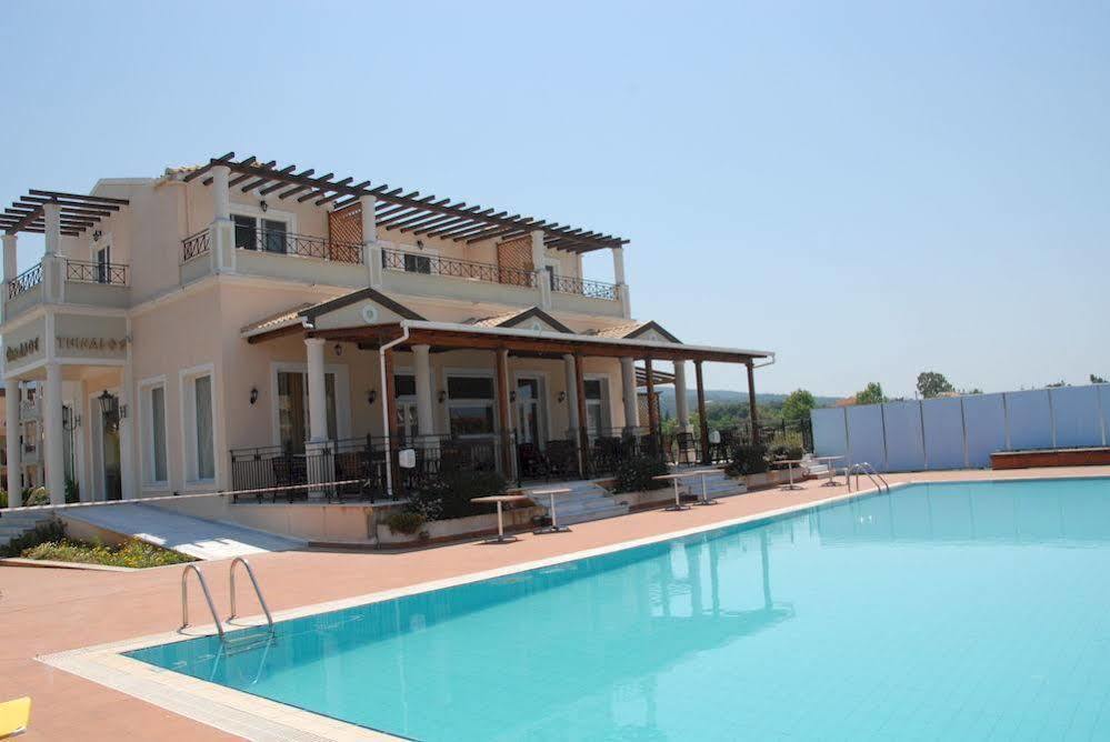 Thinalos Aparthotel Acharavi  Exterior foto